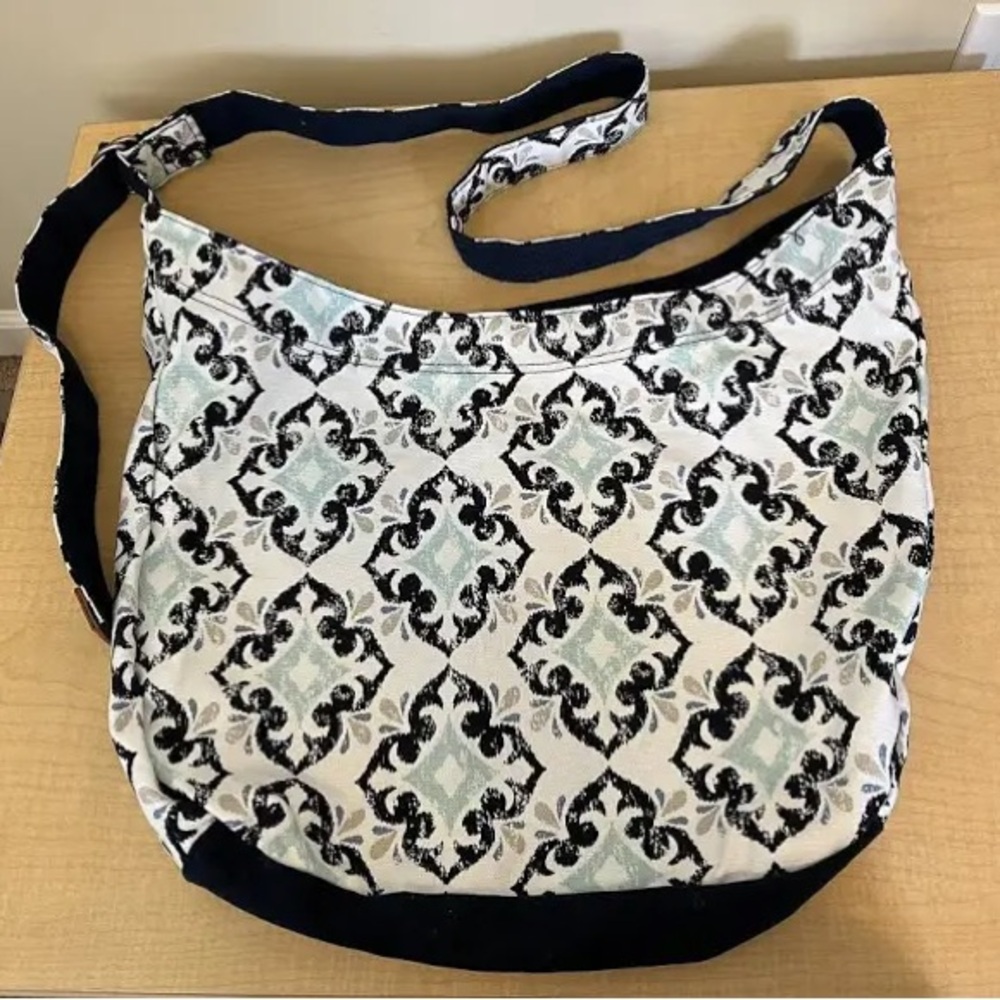 Thirty One Metro Retro Boho Bag